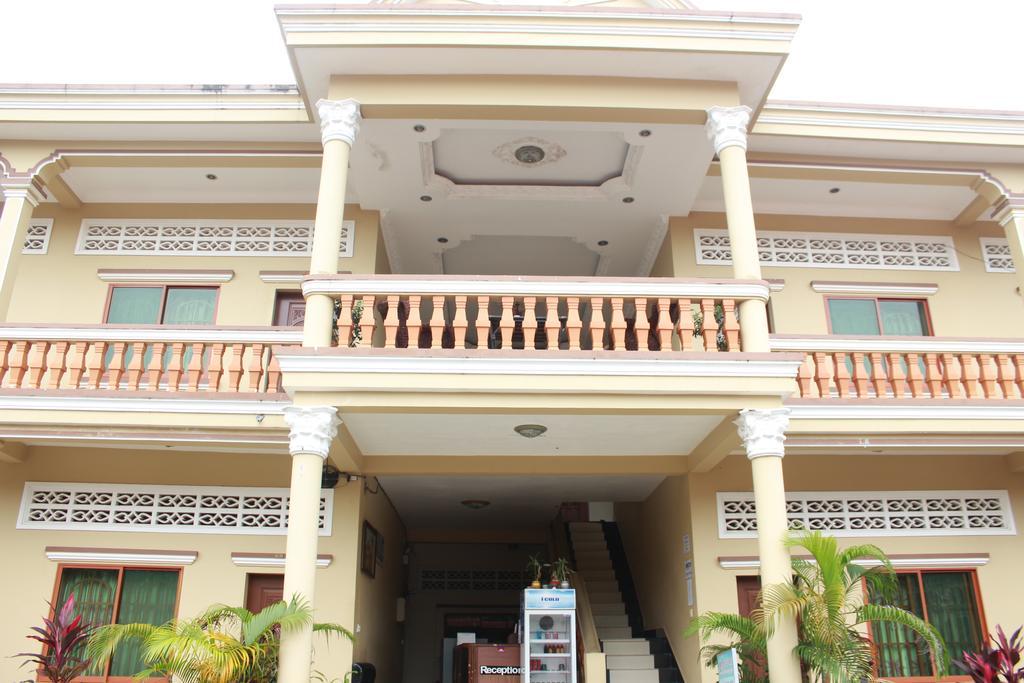 Sinan Guesthouse Sihanoukville Buitenkant foto